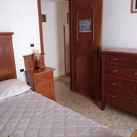 Duplex Centro 250 M Dal Mare * سكاليا